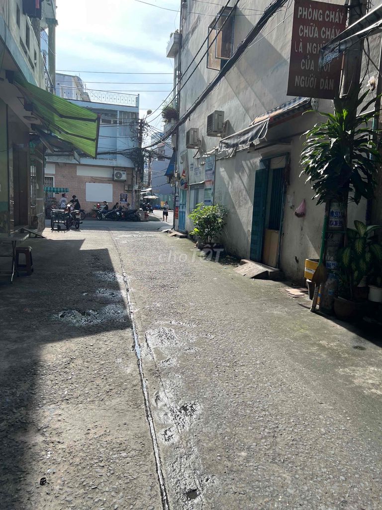 MẶT TIỀN NỘI BỘ - ĐỘI CUNG P9, Q11 - HẺM 6M CÓ THỂ KINH DOANH NAILS - BUÔN BÁN NHỎ.